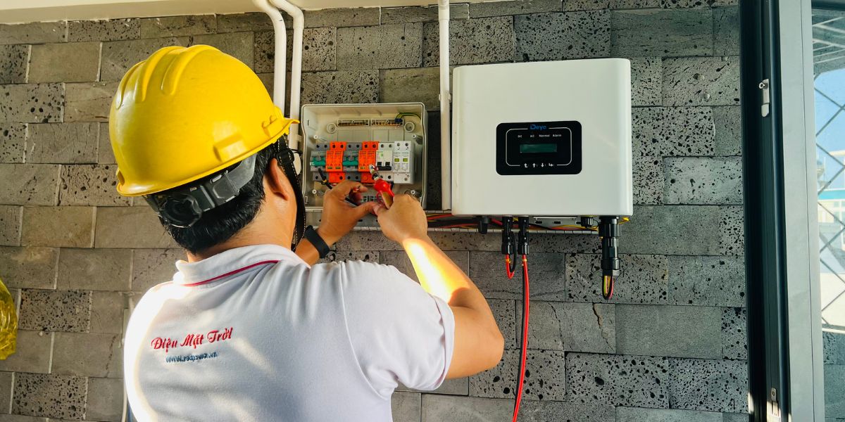 Điện mặt trời RedPower